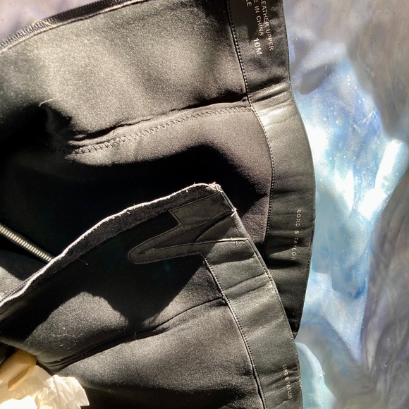 Leather high heel inside zip boots - Picture 5 of 5